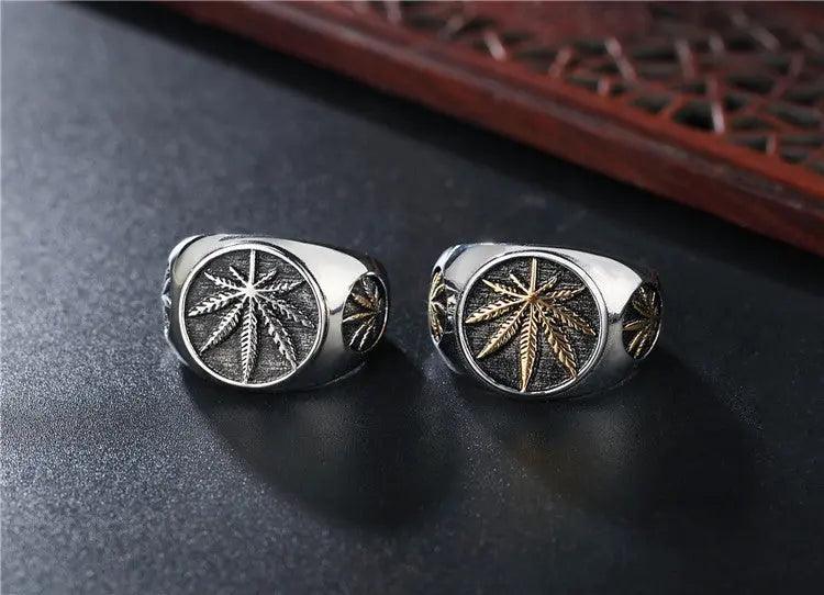 Reggae Kush Weed Leaf Ring - Stainless Steel with Golden Detail | Irie Style - Reggae Kush