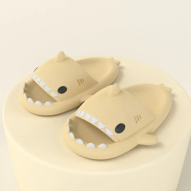 Funny Shark Cartoon Slippers – Comfortable Indoor & Outdoor - Reggae Kush